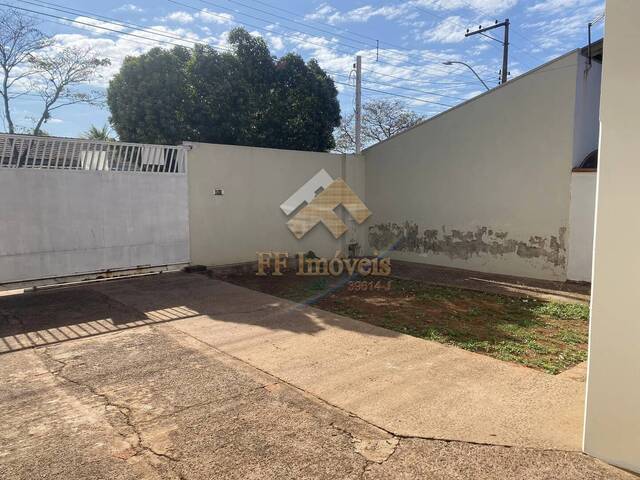 #360 - Casa para Venda em Brotas - SP - 3