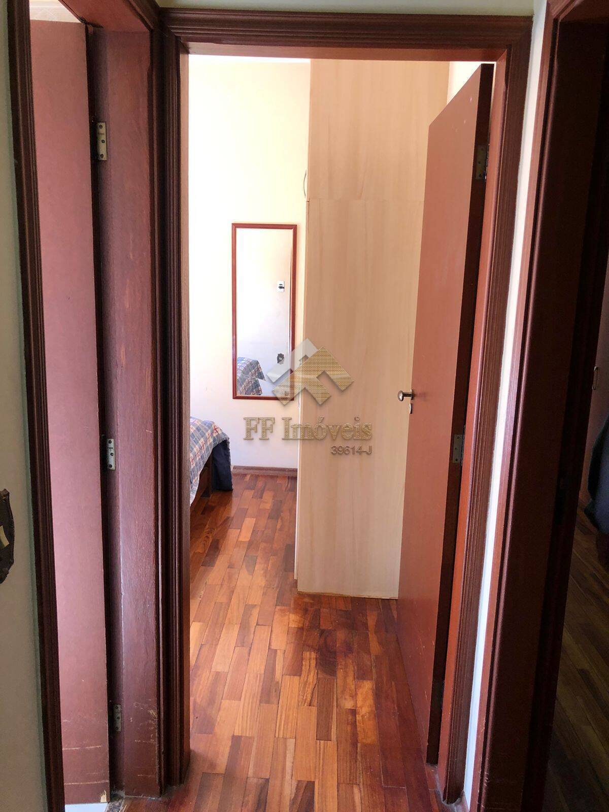 Casa de Condomínio à venda com 8 quartos, 600m² - Foto 46