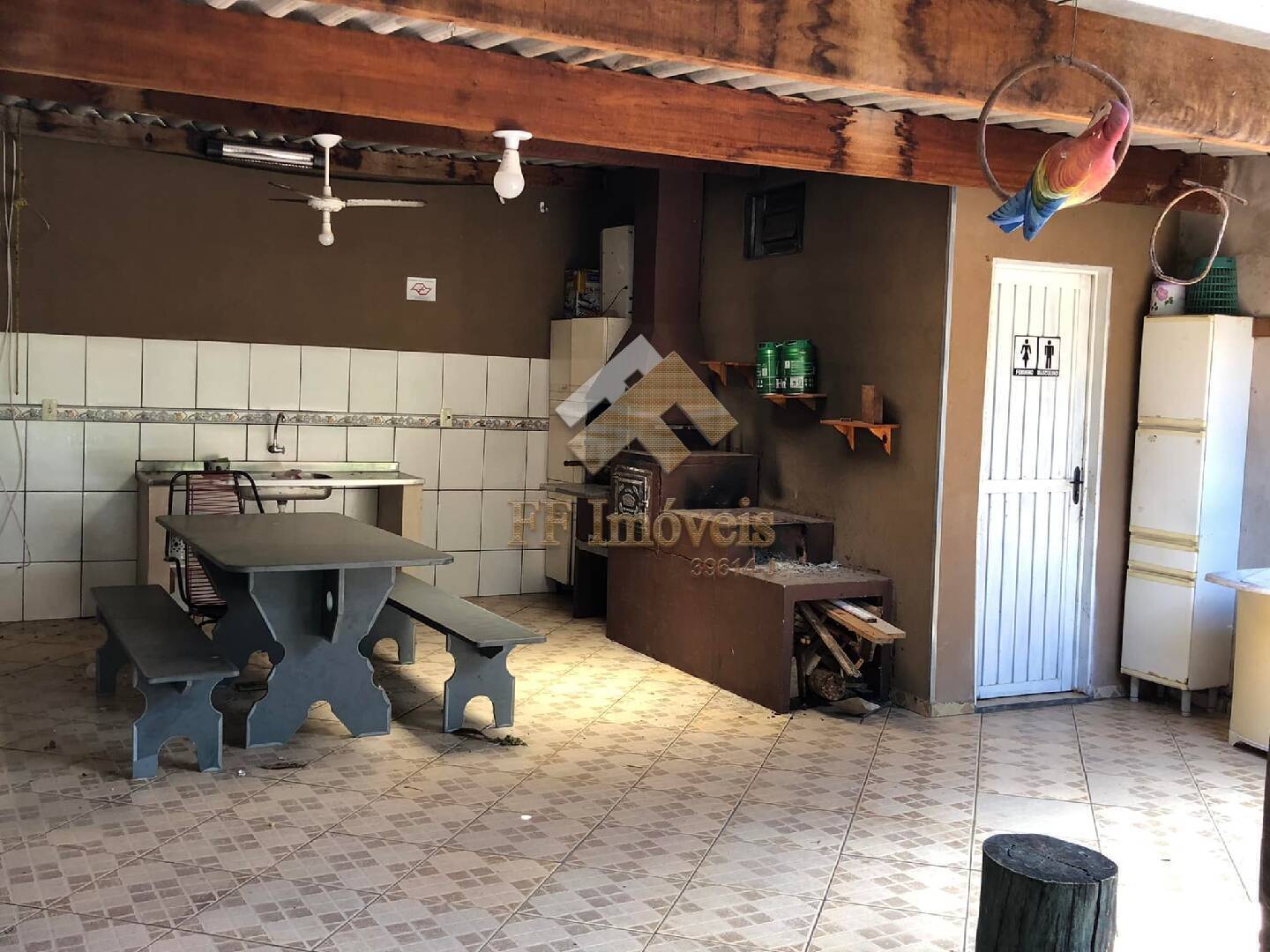 Casa à venda com 2 quartos, 300m² - Foto 19