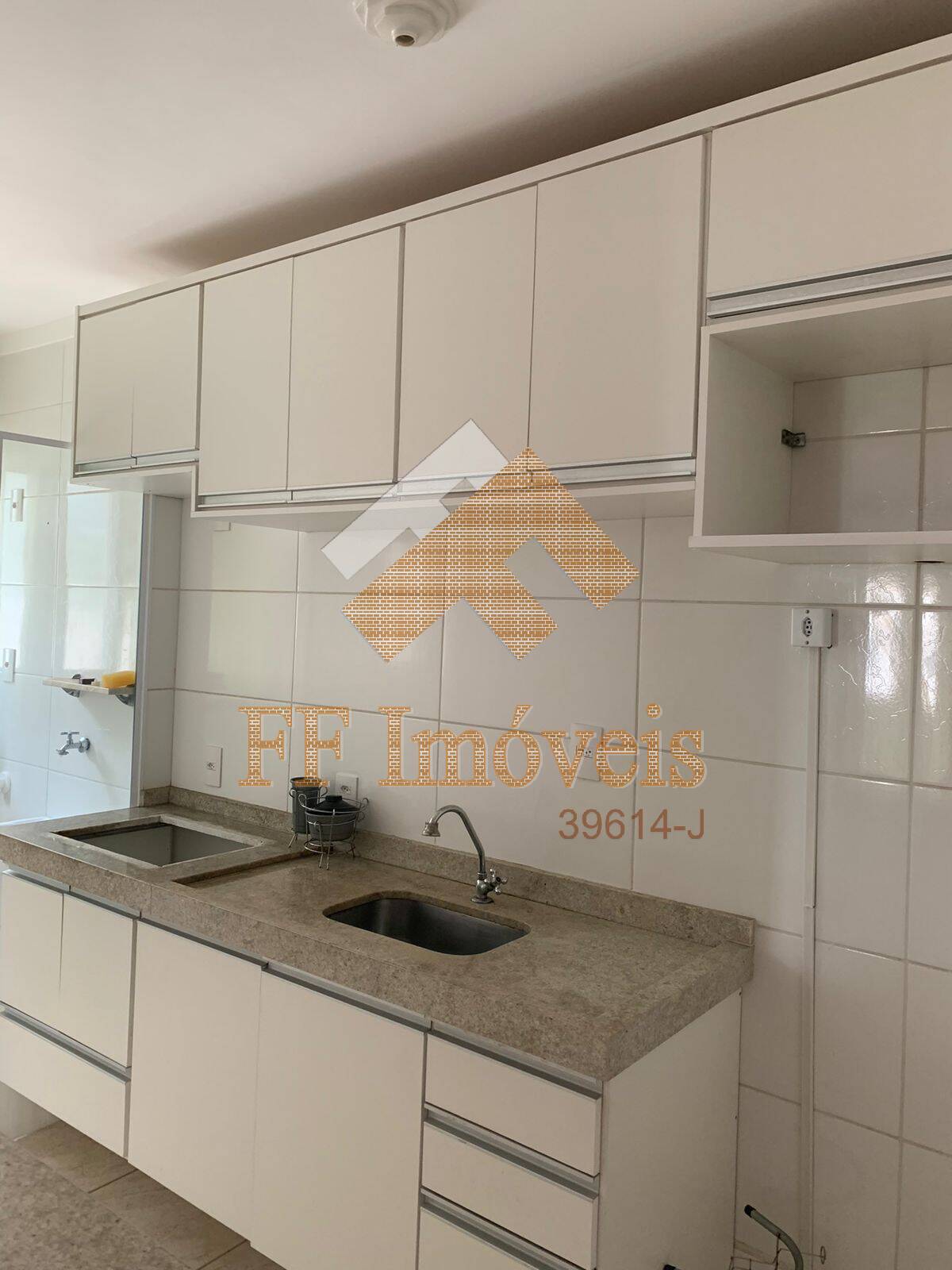 Apartamento à venda e aluguel com 2 quartos, 50m² - Foto 9