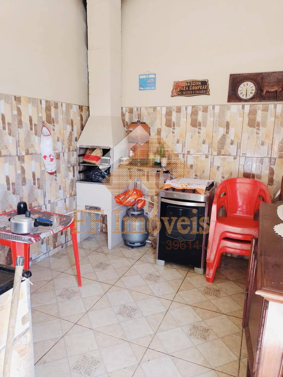 Casa à venda com 2 quartos, 300m² - Foto 17