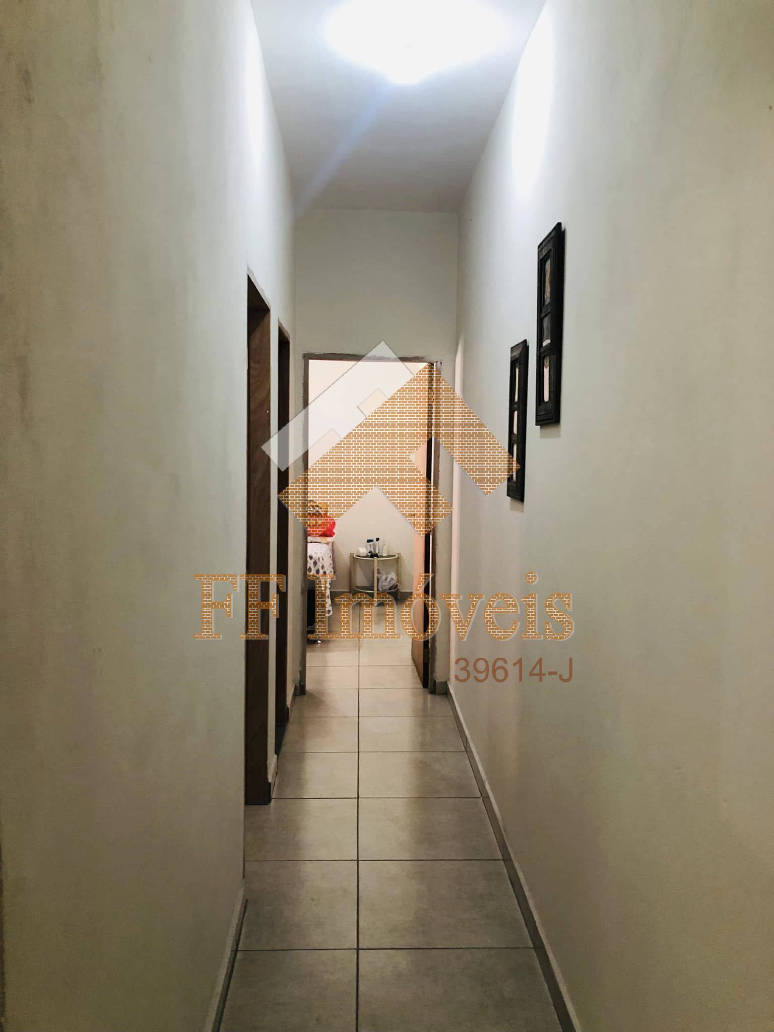 Casa à venda com 2 quartos, 300m² - Foto 21