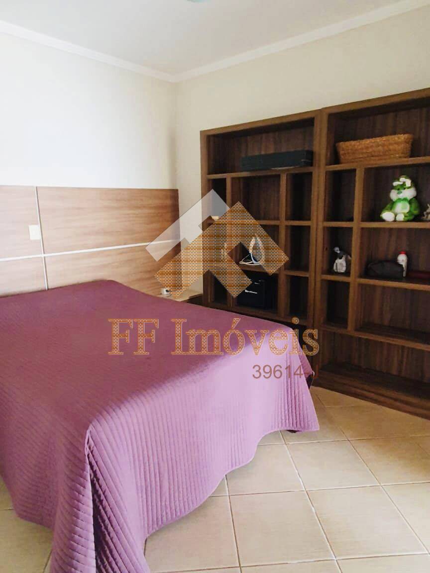 Casa à venda com 2 quartos, 180m² - Foto 10