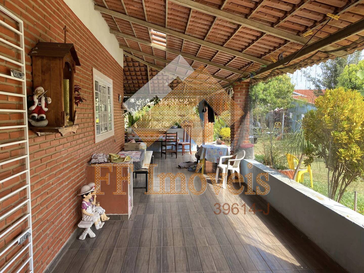 Casa à venda com 2 quartos, 600m² - Foto 7