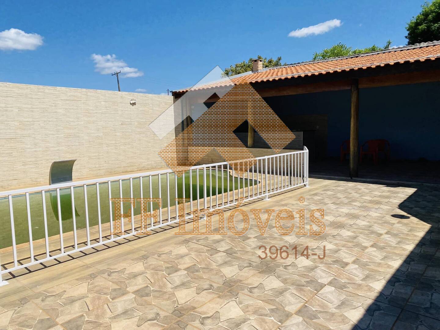 Casa à venda com 3 quartos, 300m² - Foto 25