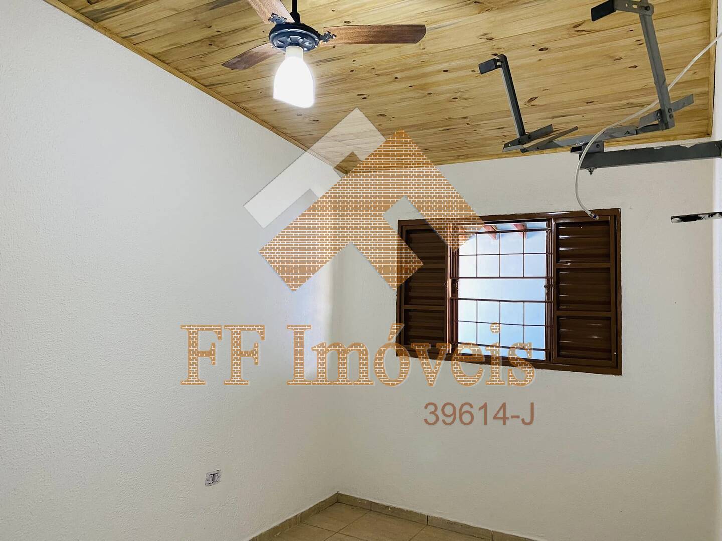 Casa à venda com 3 quartos, 300m² - Foto 15