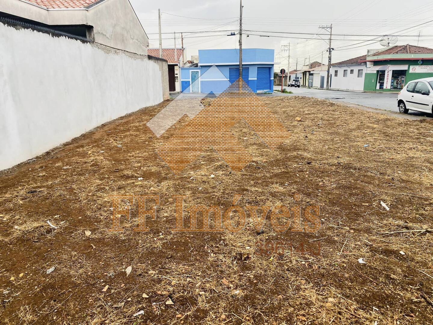 Terreno à venda, 250m² - Foto 1