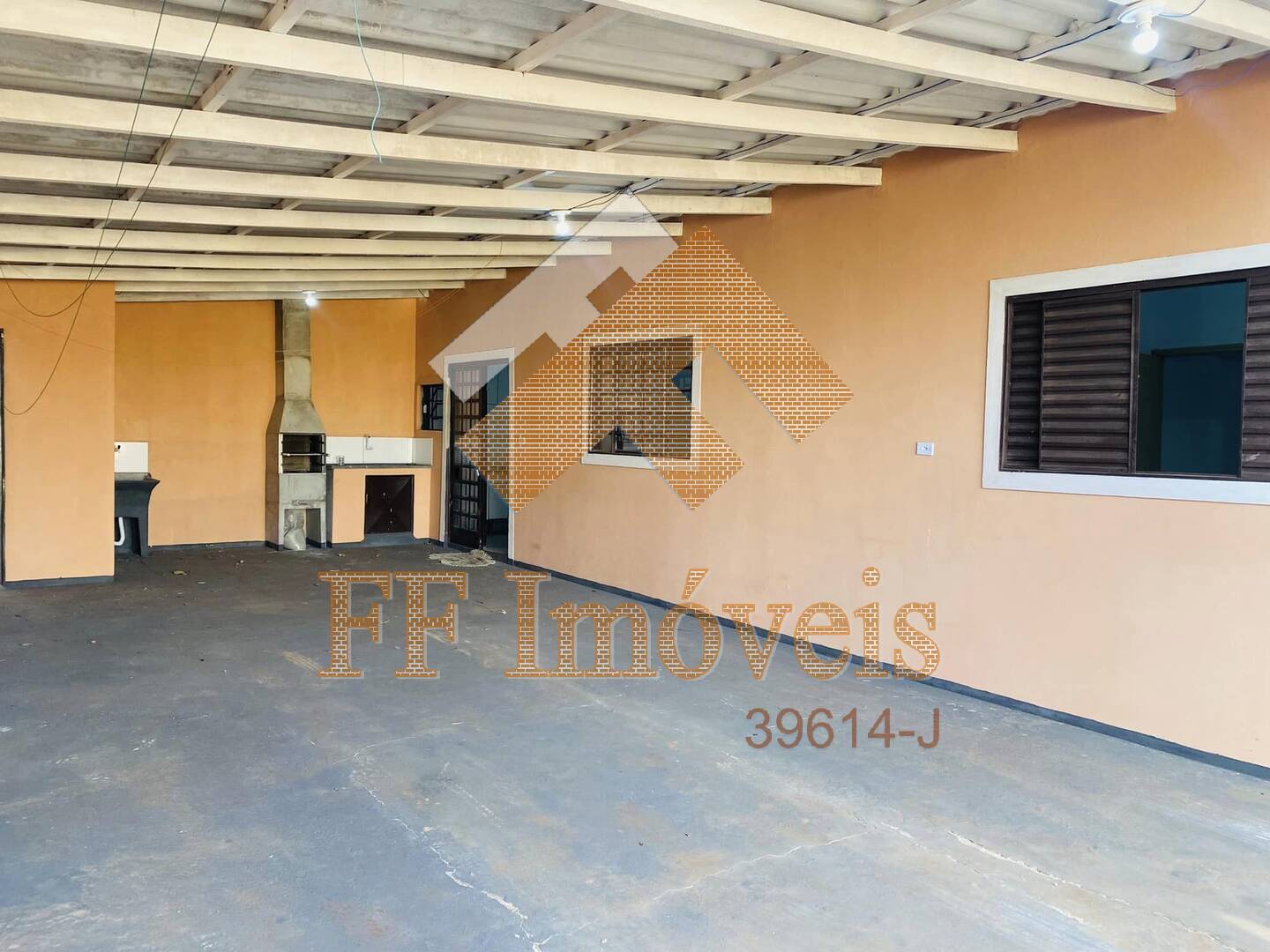 Casa à venda com 2 quartos, 300m² - Foto 12