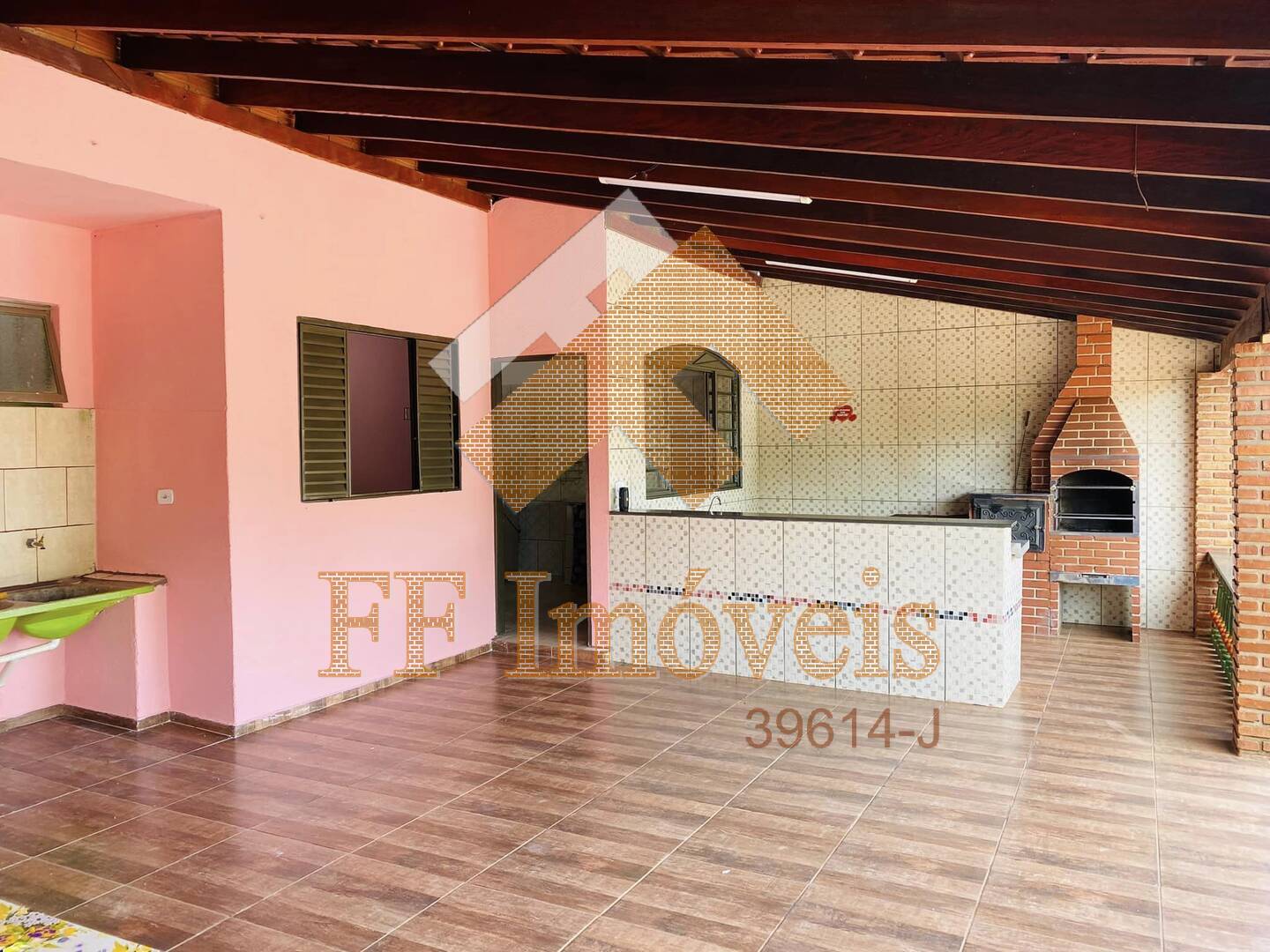 Casa à venda com 2 quartos, 300m² - Foto 14