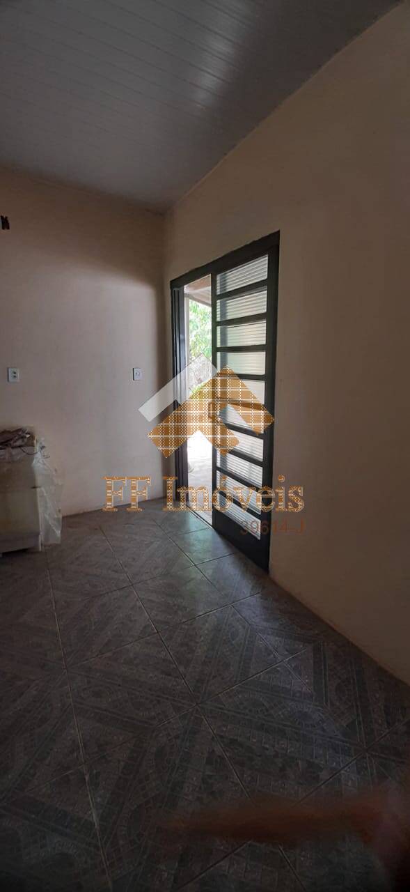 Casa à venda com 2 quartos, 300m² - Foto 6