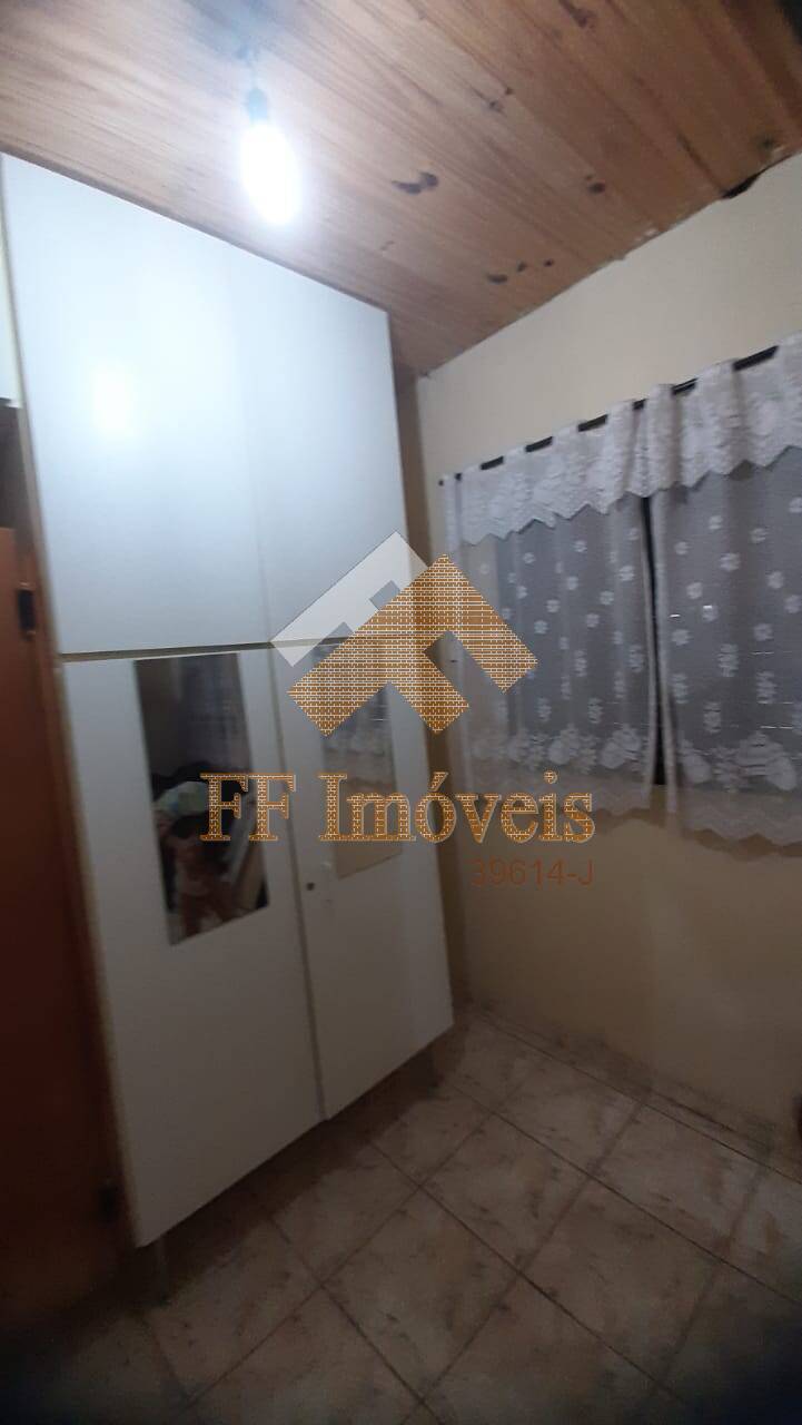 Casa à venda com 2 quartos, 300m² - Foto 12