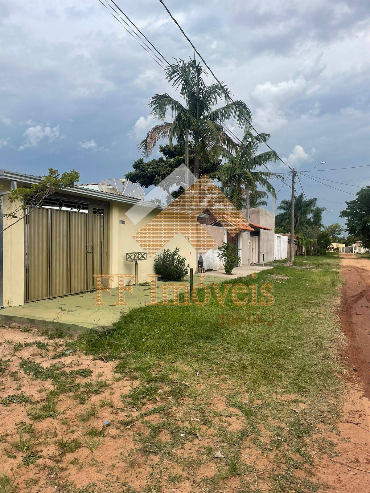 Casa à venda com 2 quartos, 300m² - Foto 3