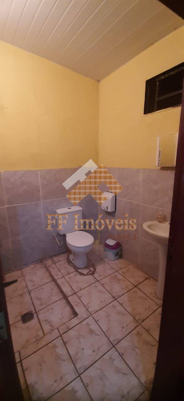 Casa à venda com 2 quartos, 300m² - Foto 13