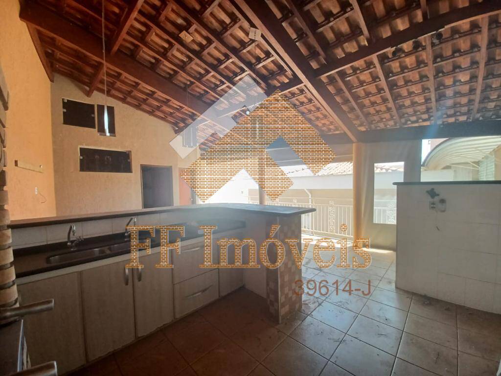 Casa à venda com 3 quartos, 203m² - Foto 13