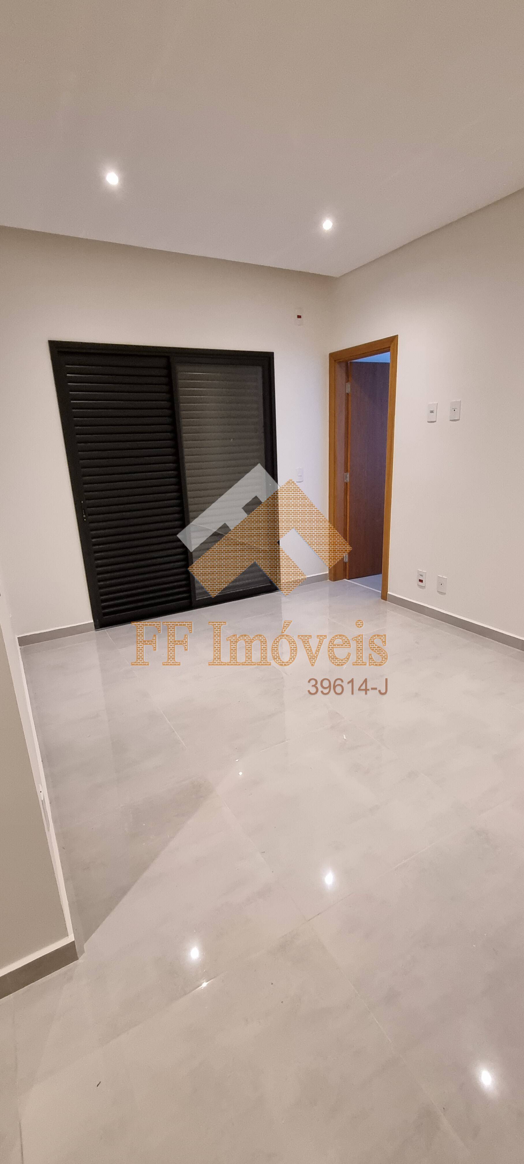 Casa à venda com 3 quartos, 157m² - Foto 13