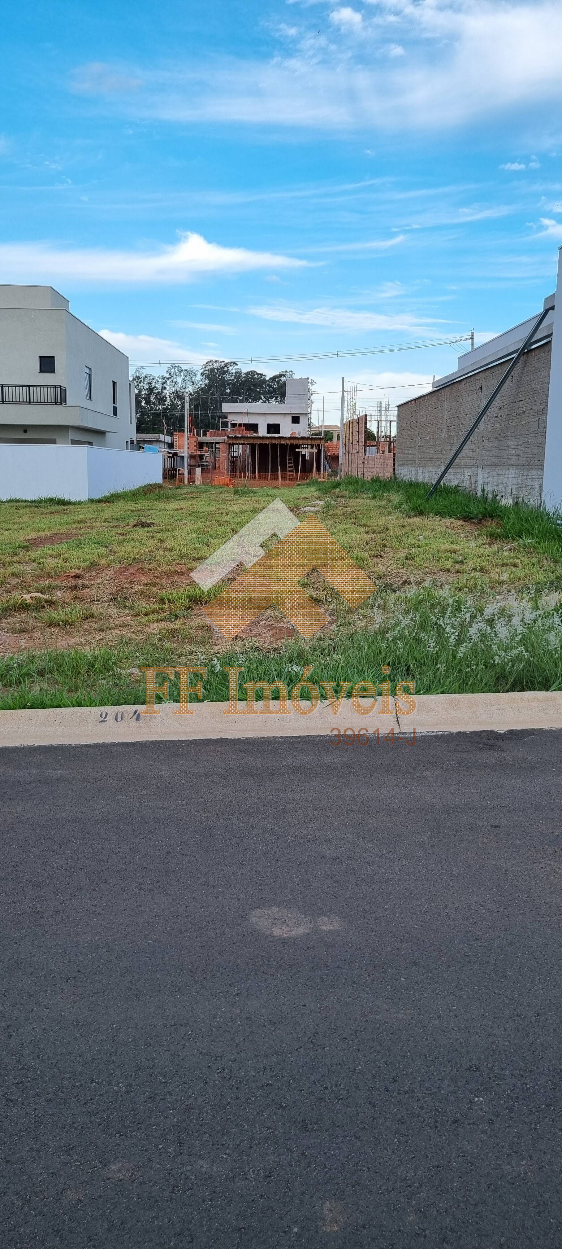 Terreno à venda, 240m² - Foto 2