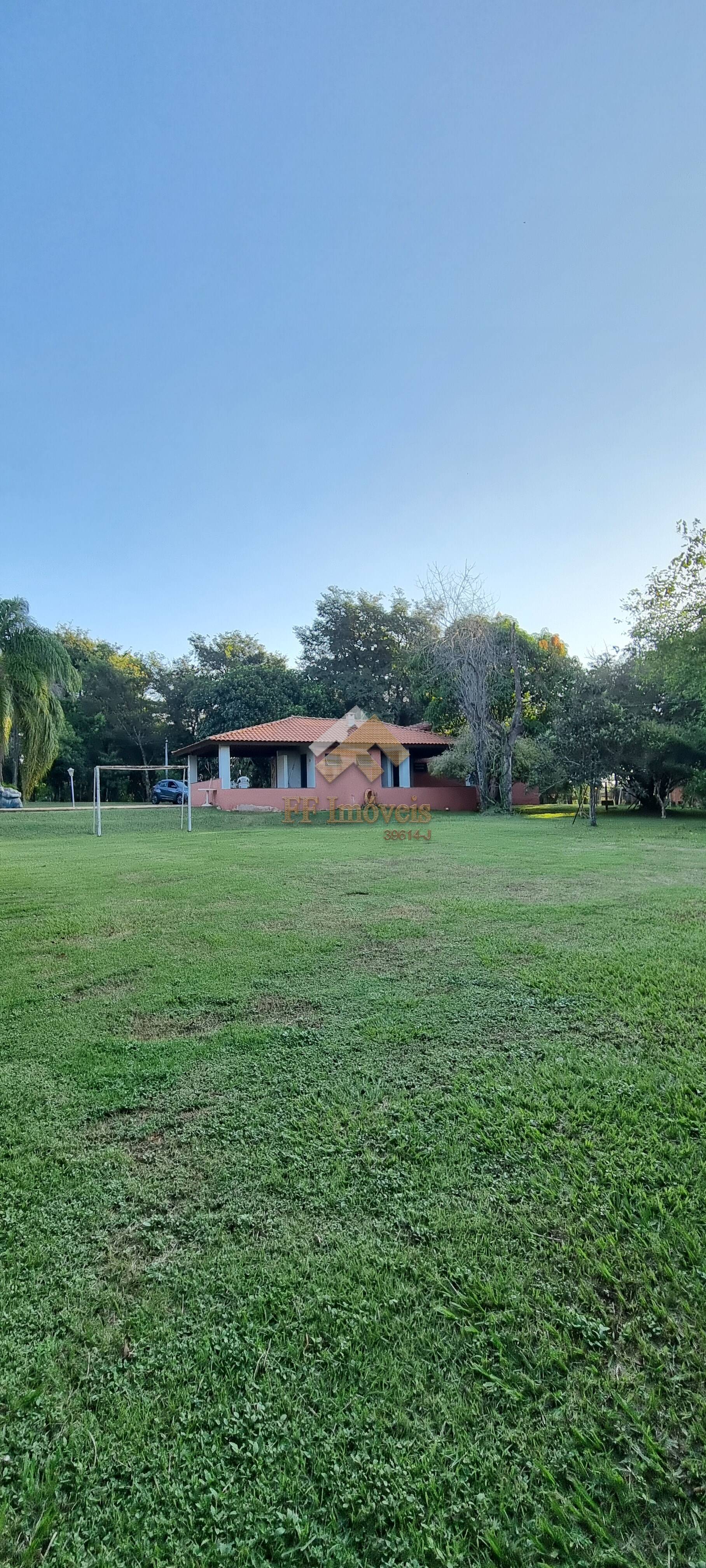 Fazenda à venda com 2 quartos, 300m² - Foto 3