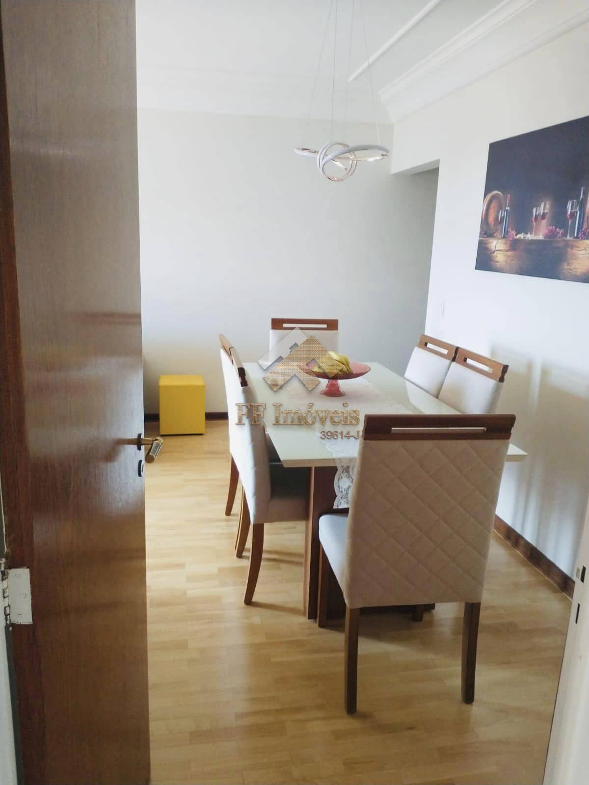 Apartamento à venda com 2 quartos, 70m² - Foto 2