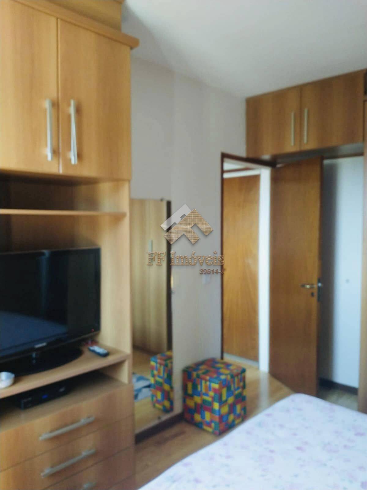 Apartamento à venda com 2 quartos, 70m² - Foto 7