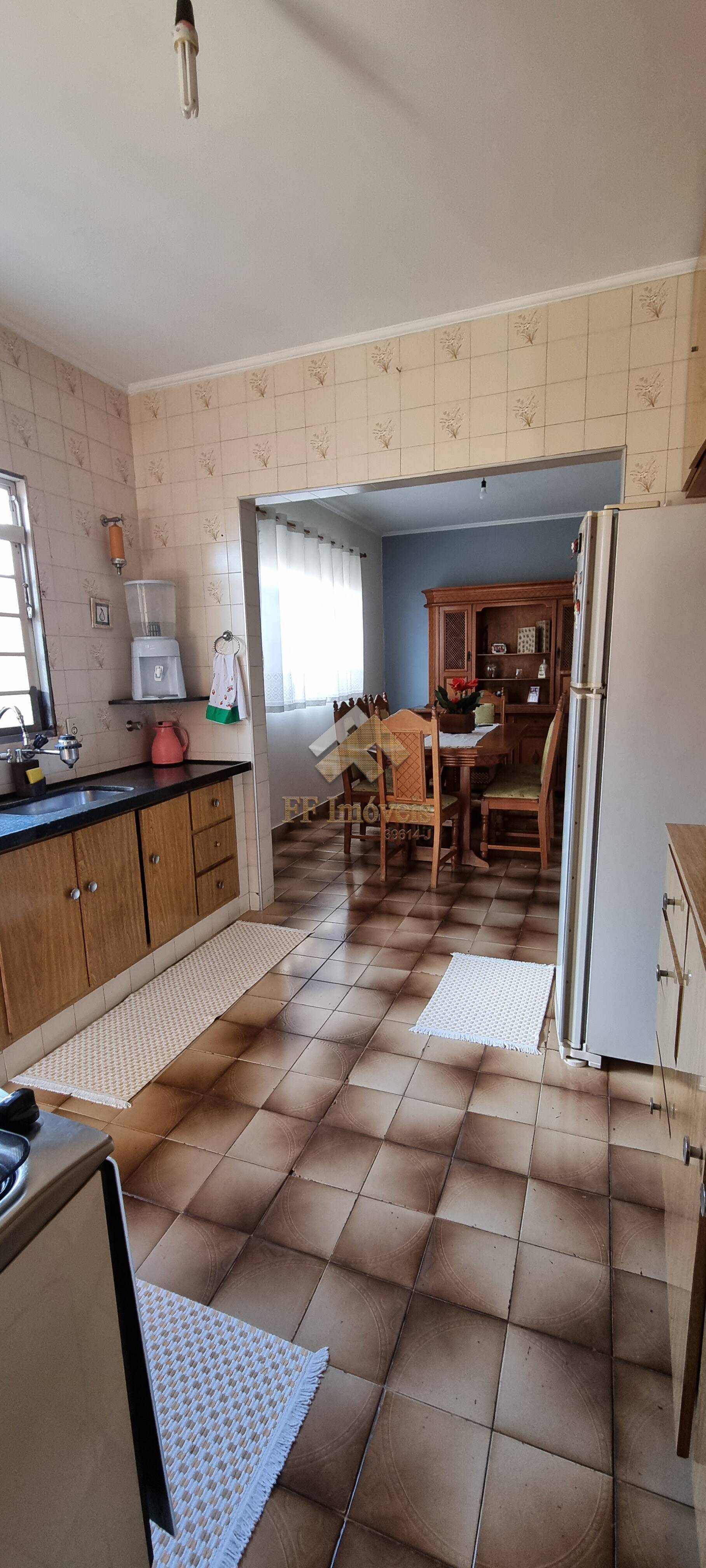 Casa à venda com 3 quartos, 151m² - Foto 15