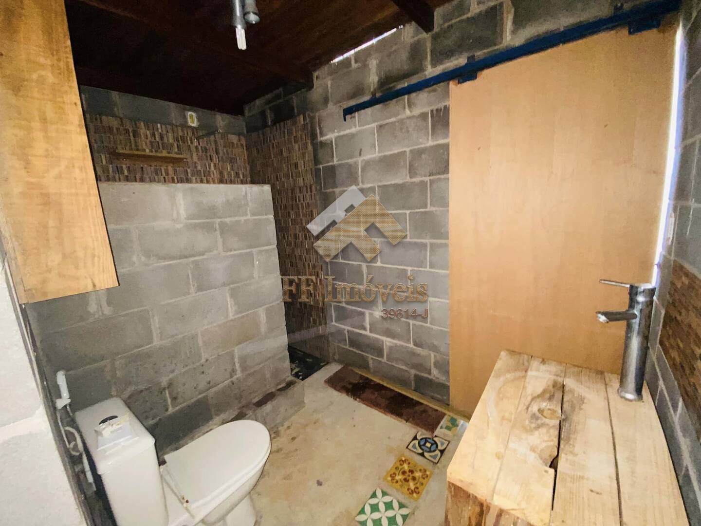 Casa à venda com 2 quartos, 1200m² - Foto 23