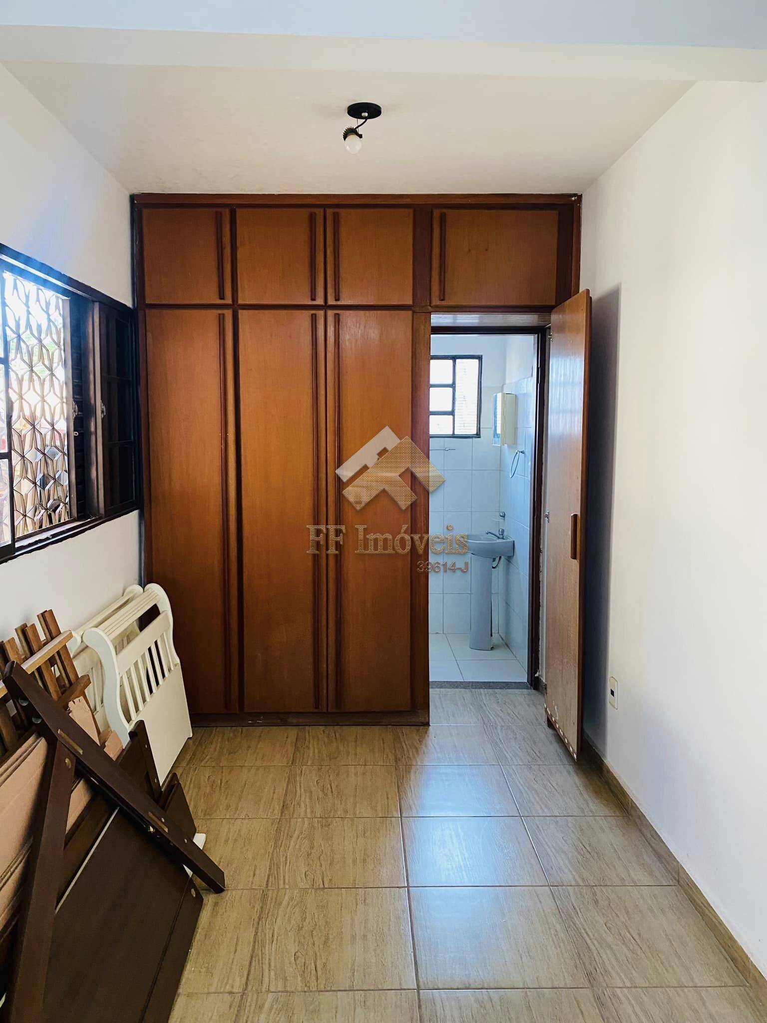 Casa à venda com 4 quartos, 234m² - Foto 22