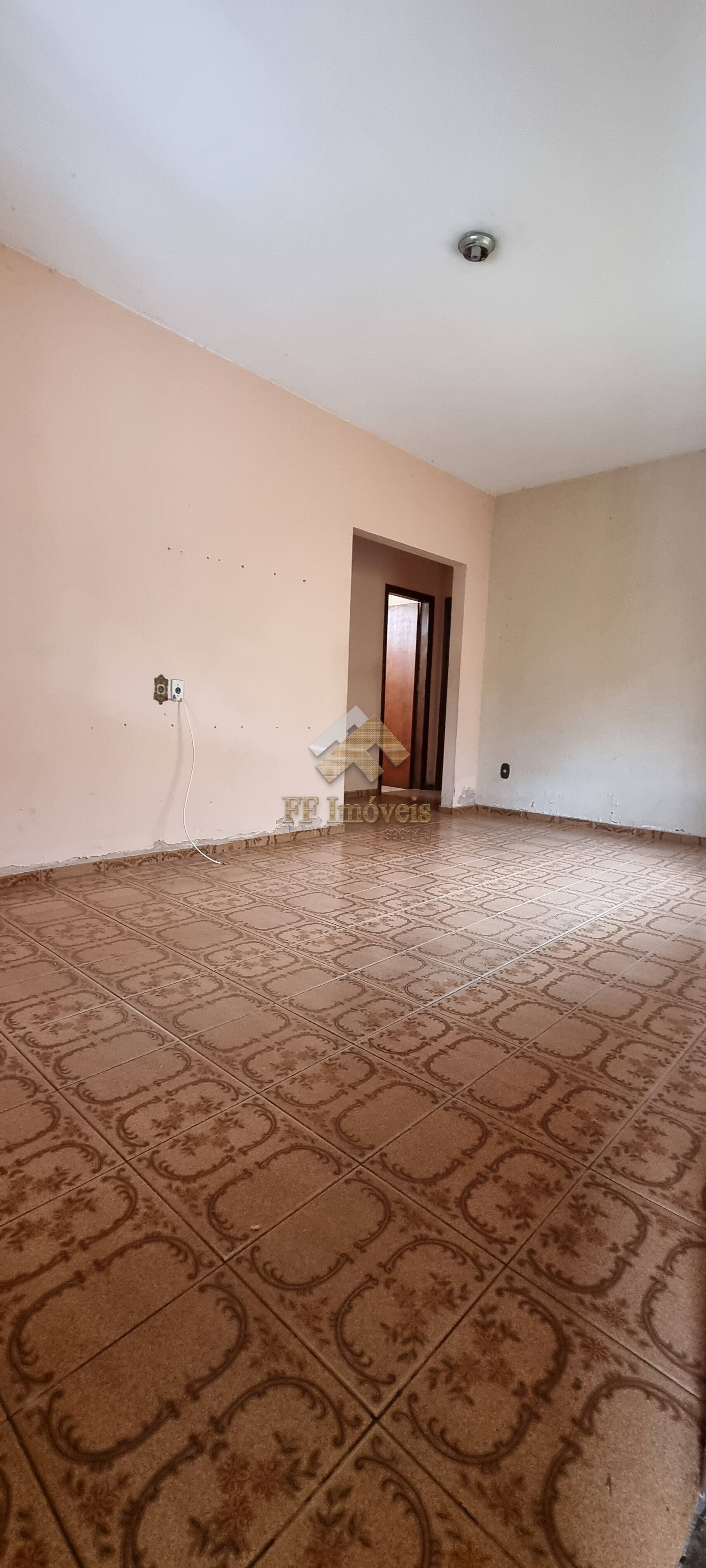 Casa à venda com 2 quartos, 260m² - Foto 9