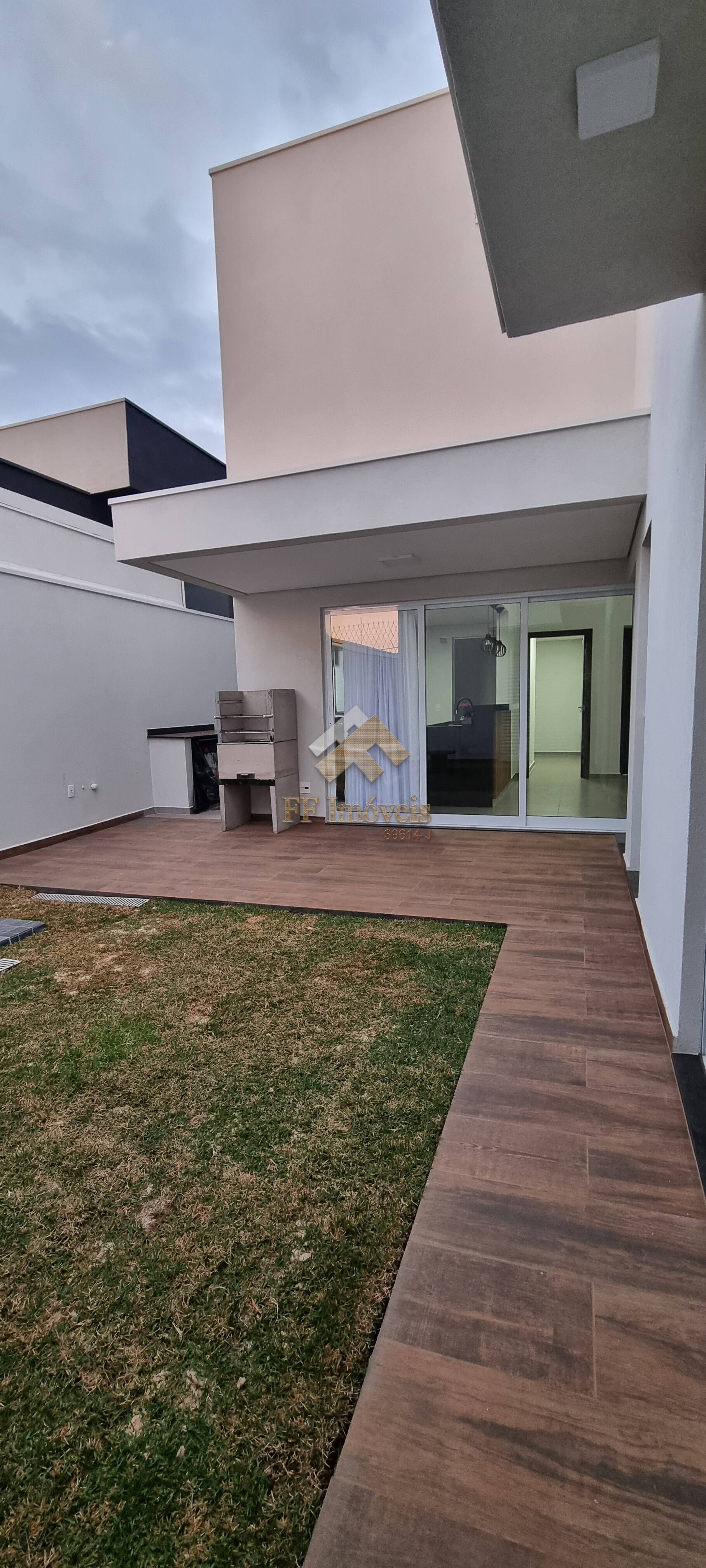 Casa à venda com 3 quartos, 170m² - Foto 14