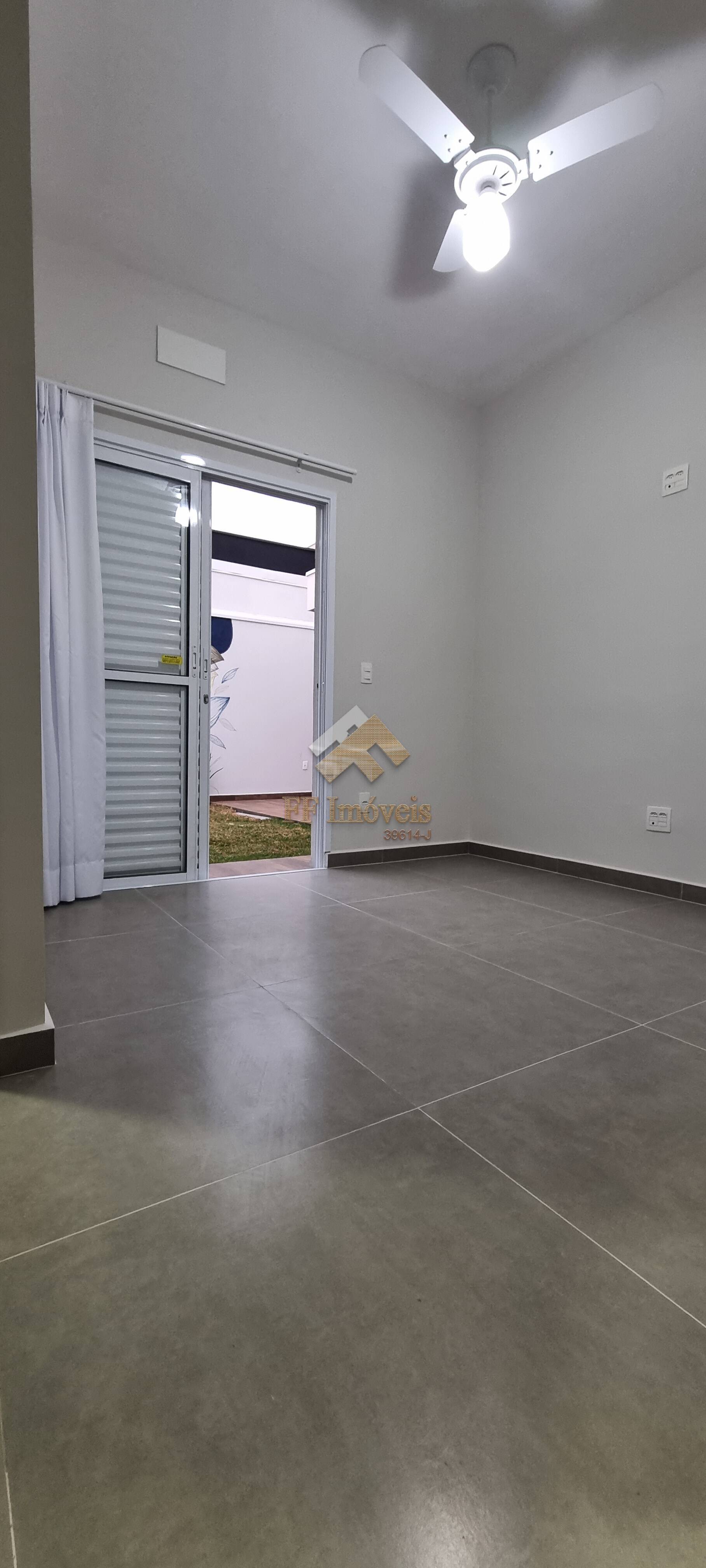 Casa à venda com 3 quartos, 170m² - Foto 3