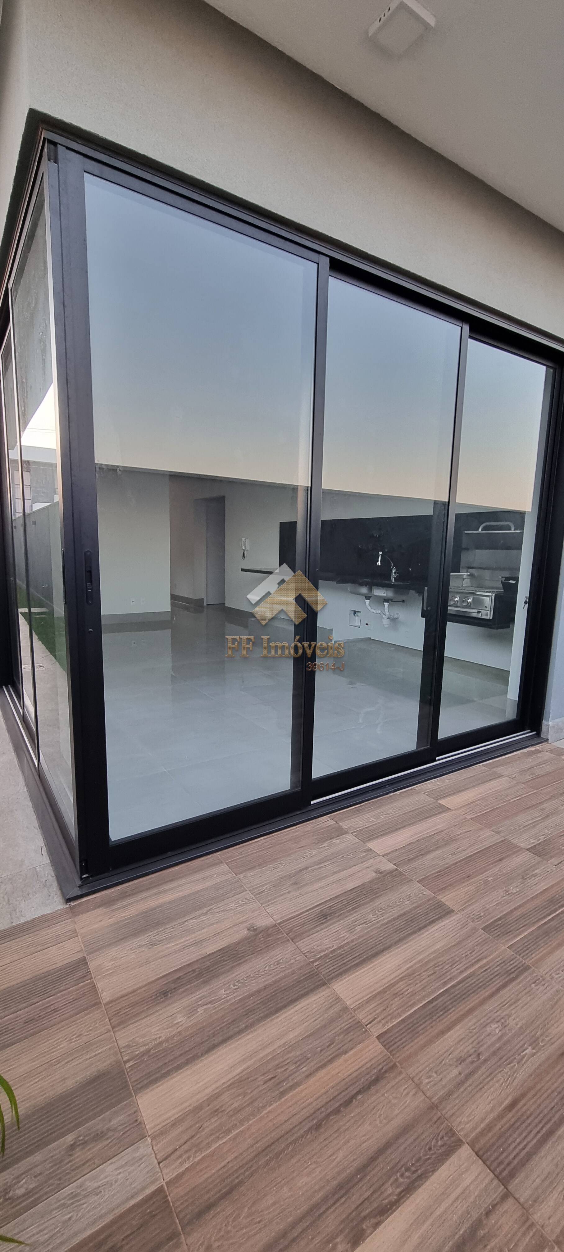 Casa à venda com 3 quartos, 172m² - Foto 3