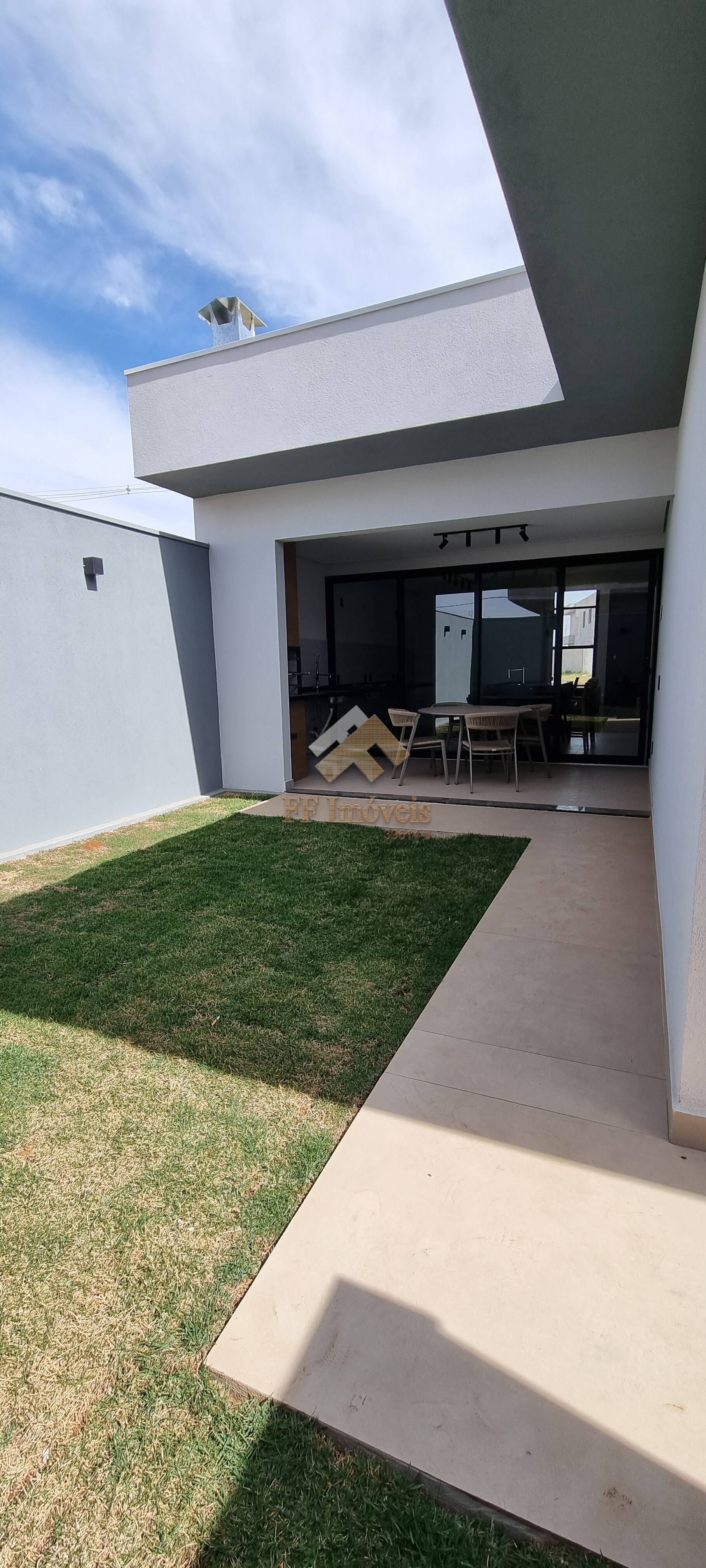 Casa à venda com 3 quartos, 154m² - Foto 3