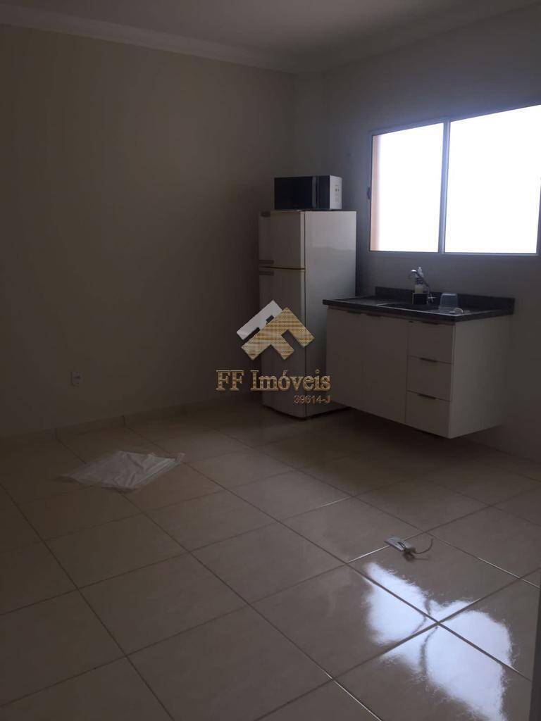 Apartamento à venda com 1 quarto, 37m² - Foto 2