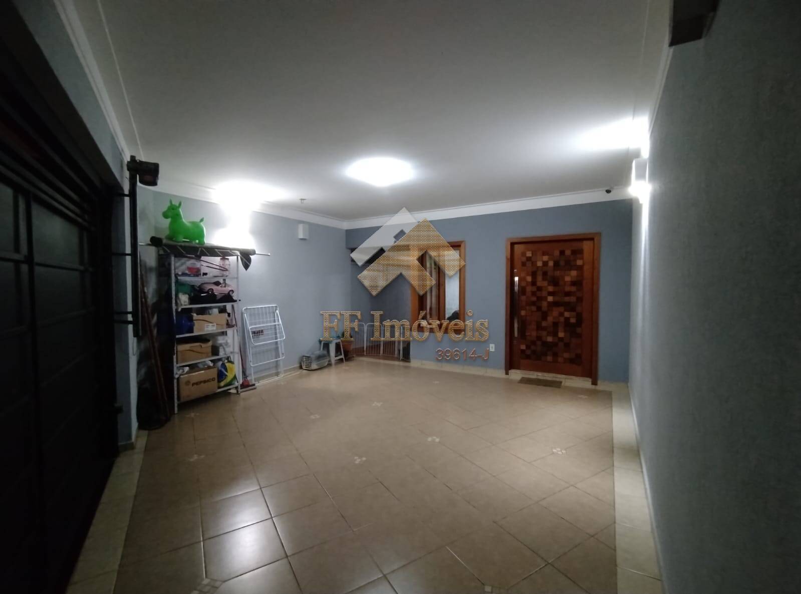 Casa à venda com 2 quartos, 69m² - Foto 6