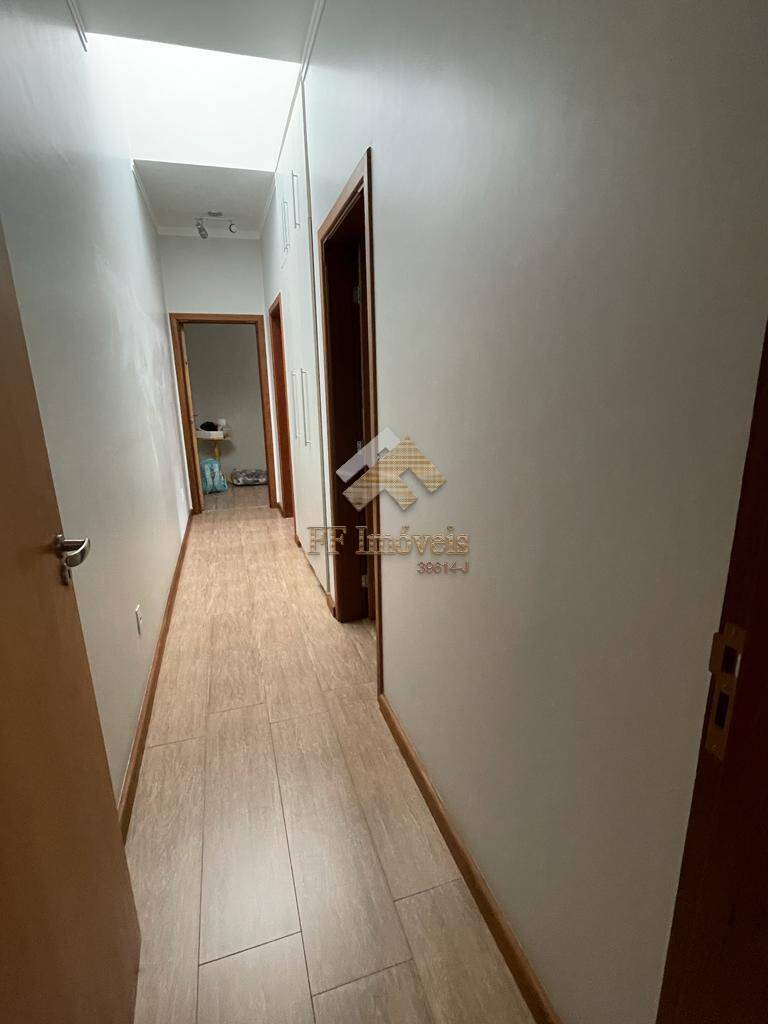 Casa à venda com 3 quartos, 178m² - Foto 35