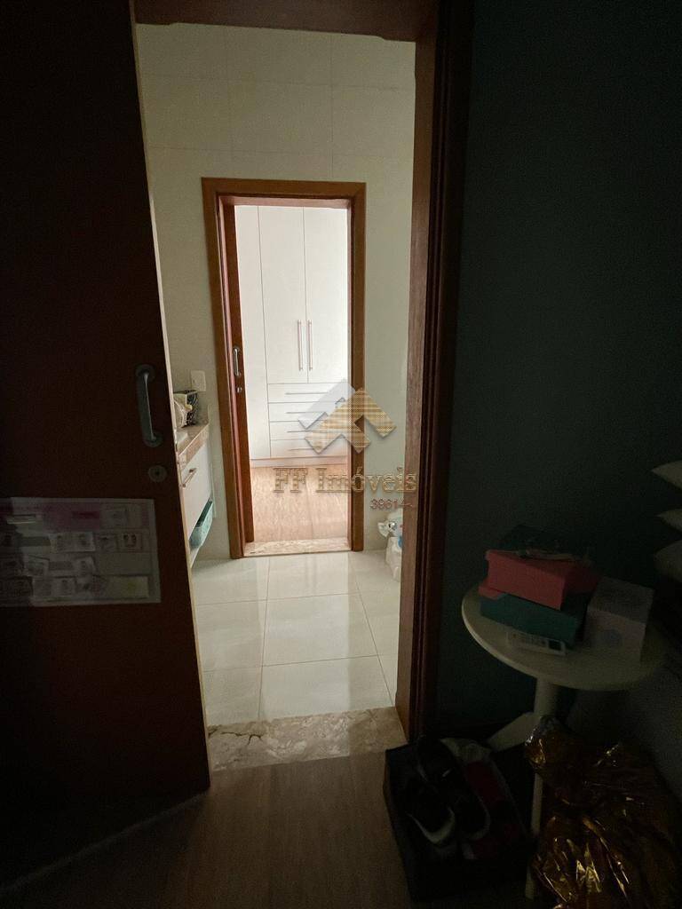 Casa à venda com 3 quartos, 178m² - Foto 32