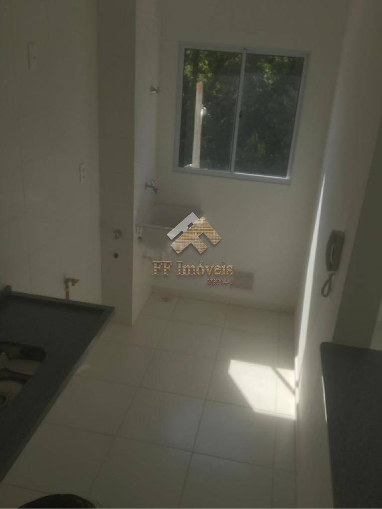 Apartamento à venda com 2 quartos, 44m² - Foto 2