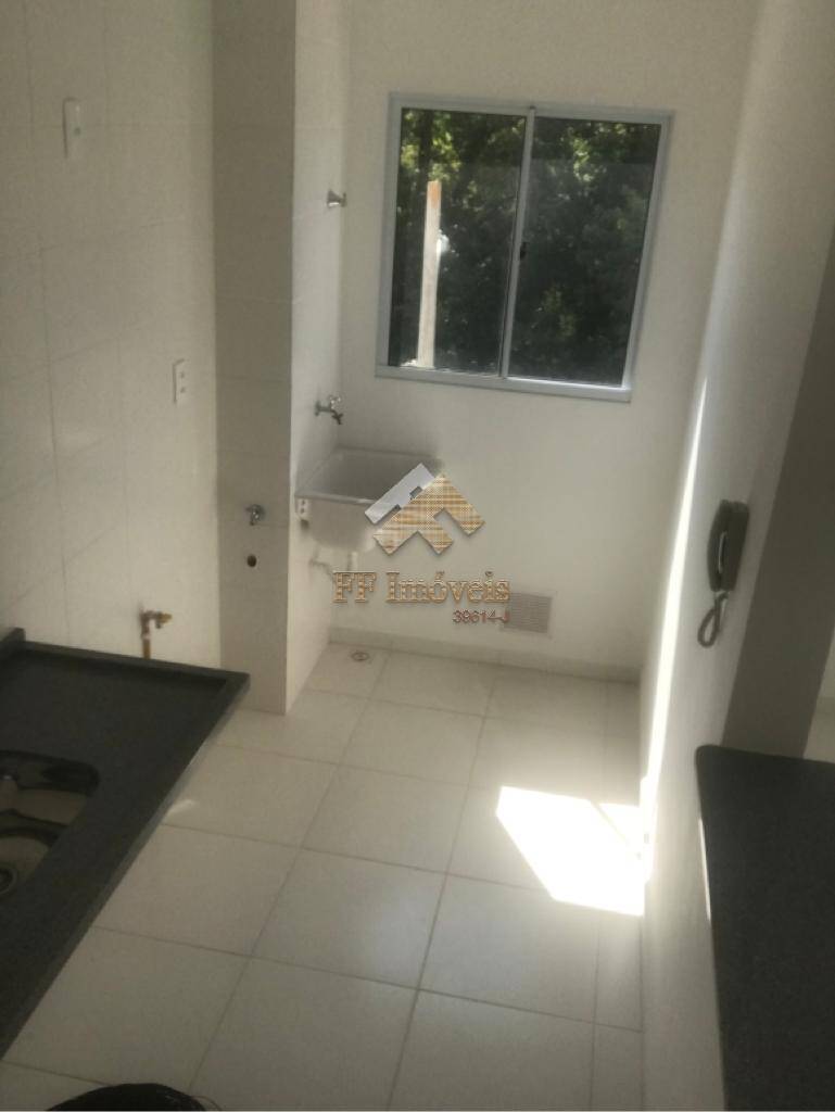 Apartamento à venda com 2 quartos, 44m² - Foto 4