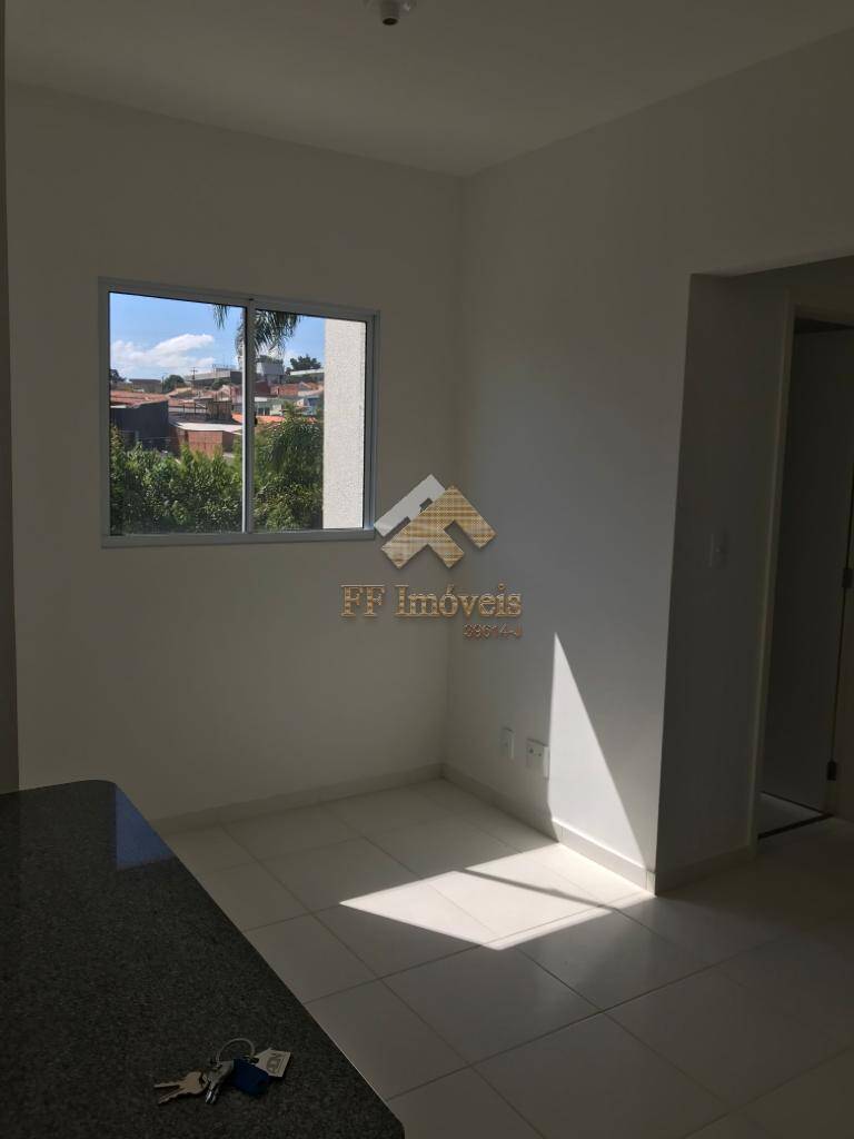 Apartamento à venda com 2 quartos, 44m² - Foto 9