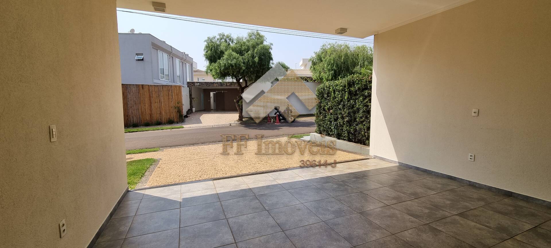 Casa à venda com 3 quartos, 178m² - Foto 5