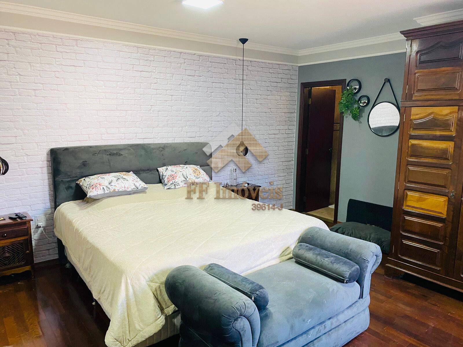 Casa à venda com 2 quartos, 200m² - Foto 8