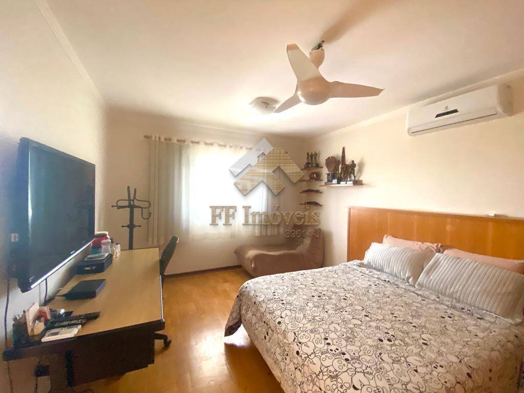 Casa à venda com 4 quartos, 409m² - Foto 44