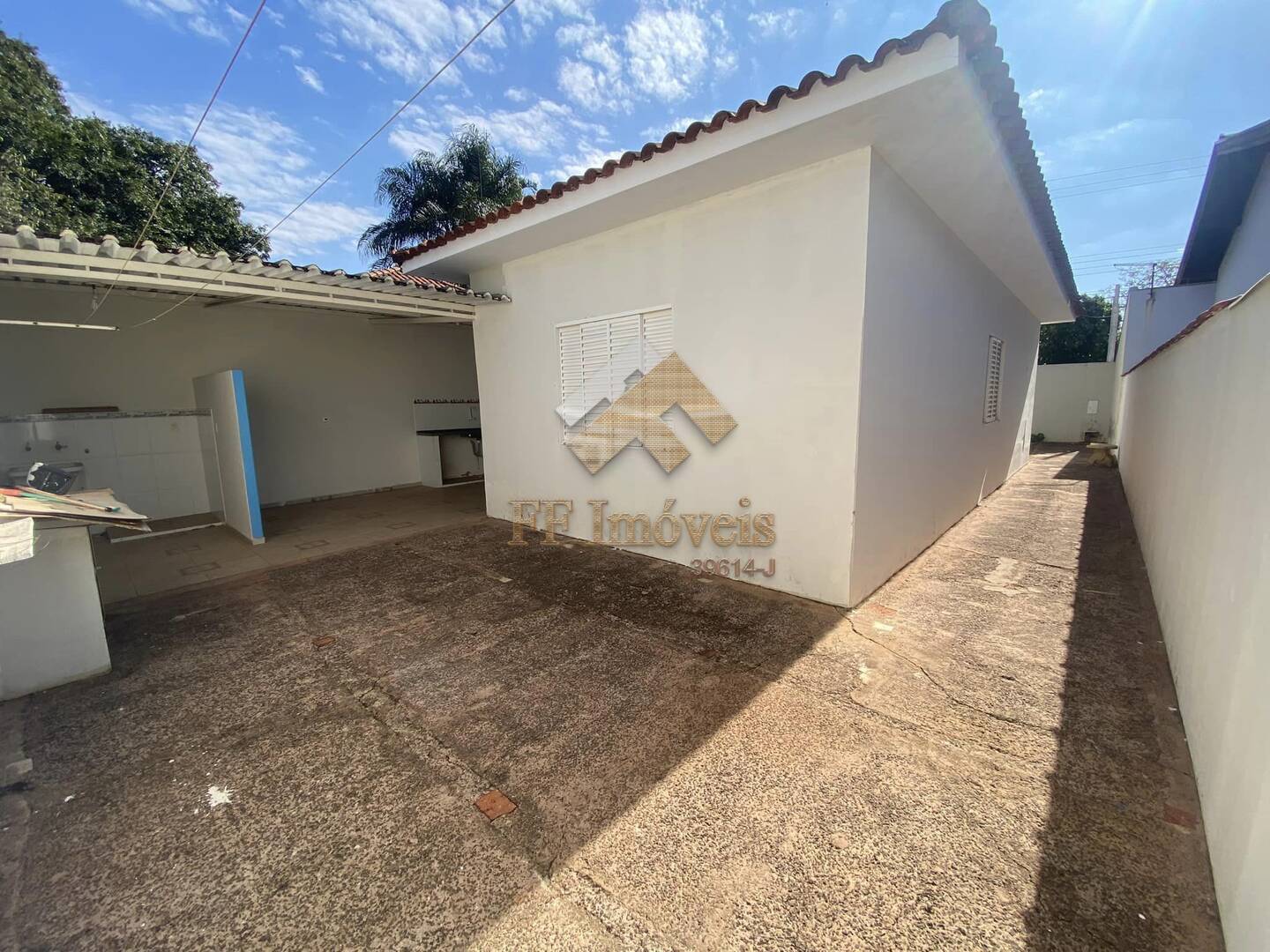 Casa à venda com 2 quartos, 202m² - Foto 5