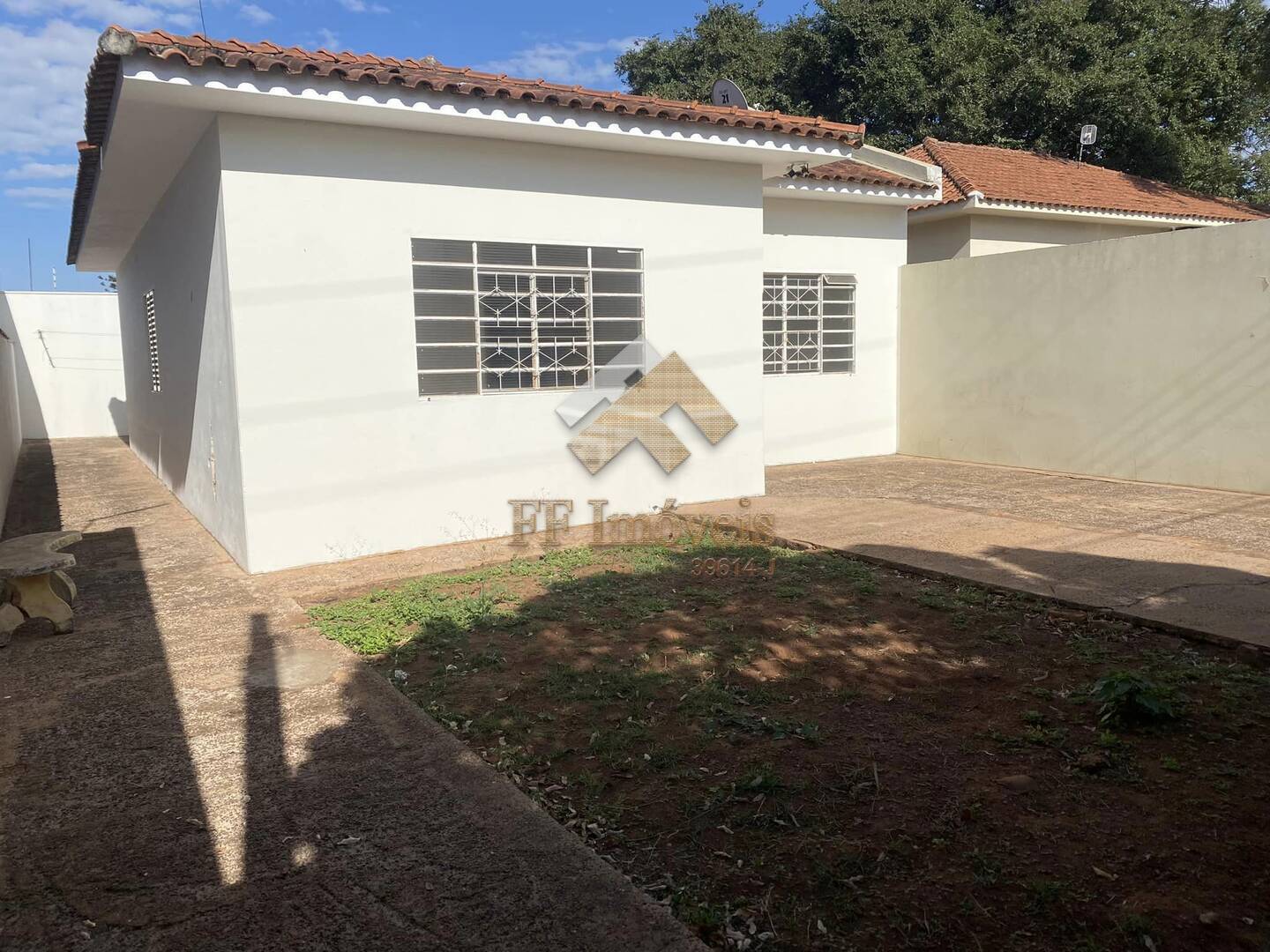 Casa à venda com 2 quartos, 202m² - Foto 12