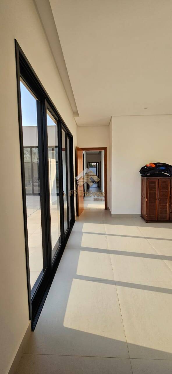 Casa à venda com 4 quartos, 247m² - Foto 17