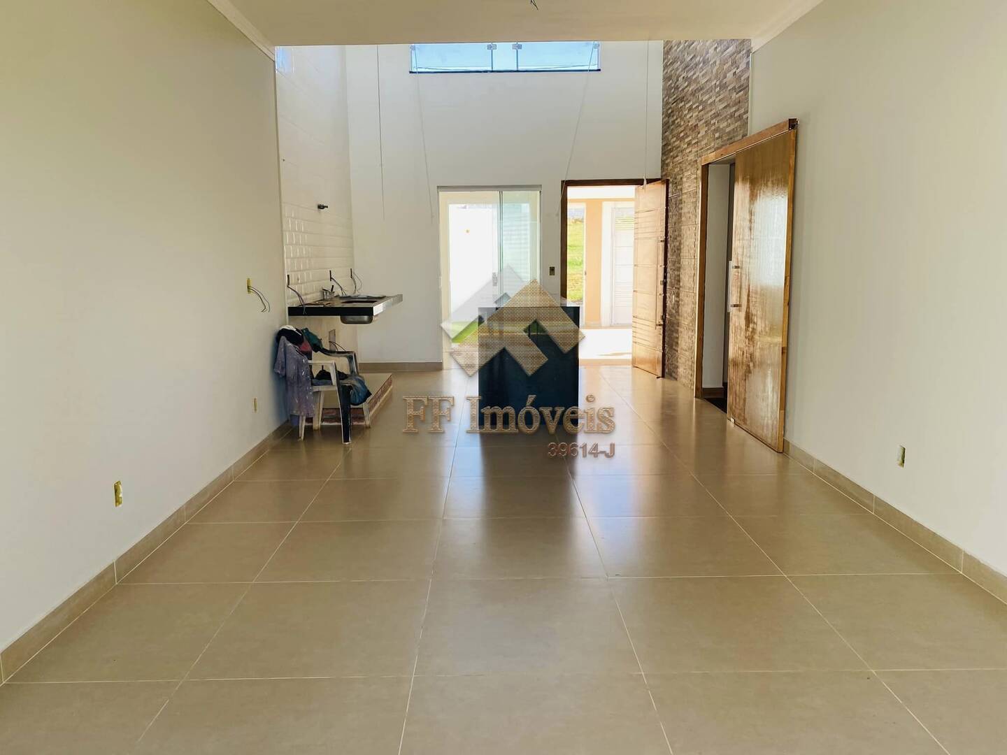 Casa à venda com 3 quartos, 115m² - Foto 3