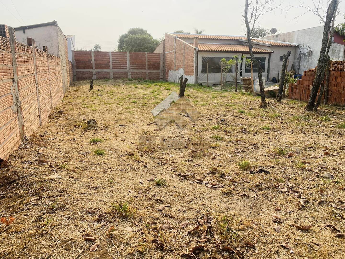 Terreno à venda, 300m² - Foto 1