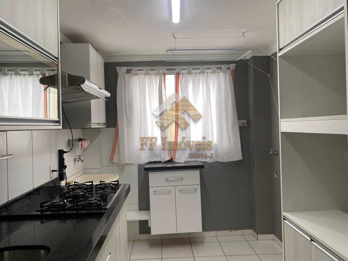 Apartamento à venda com 2 quartos, 46m² - Foto 17